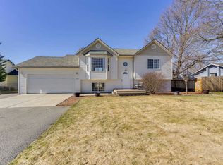 9357 N Reed Rd, Hayden Lake, ID 83835