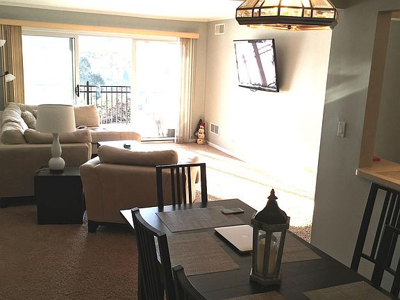 4th image of 5200 Carriageway Dr APT 212