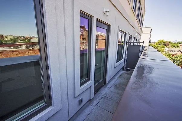 Rented by Level Group | media 2