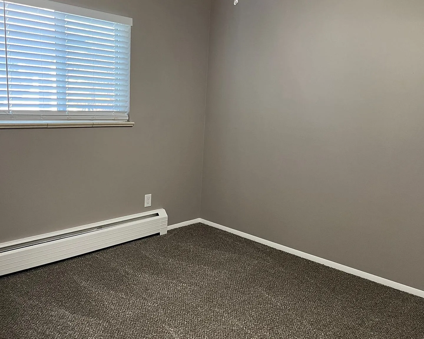 8355 W 9th Ave — Photo 2
