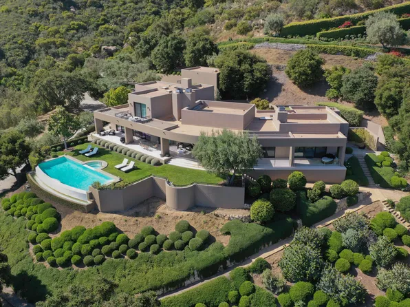 1130 E Mountain Dr, Santa Barbara, CA 93108