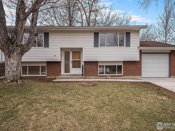 9 James Cir, Longmont, CO 80501