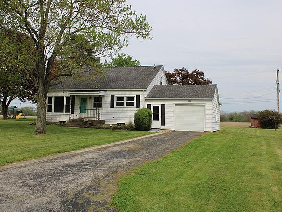 3rd image of 108 Riverview Dr