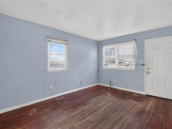 4th image of 1242 25th St