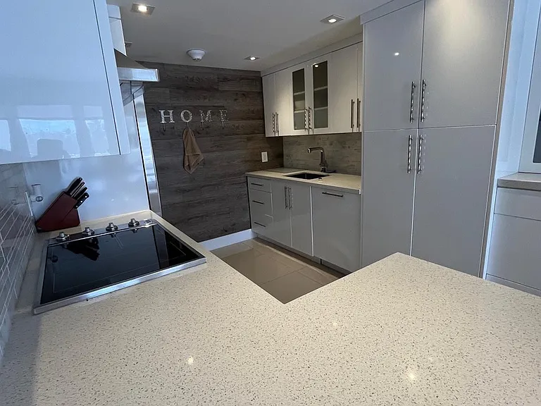 133 N Pompano Beach Blvd #211 — Photo 9