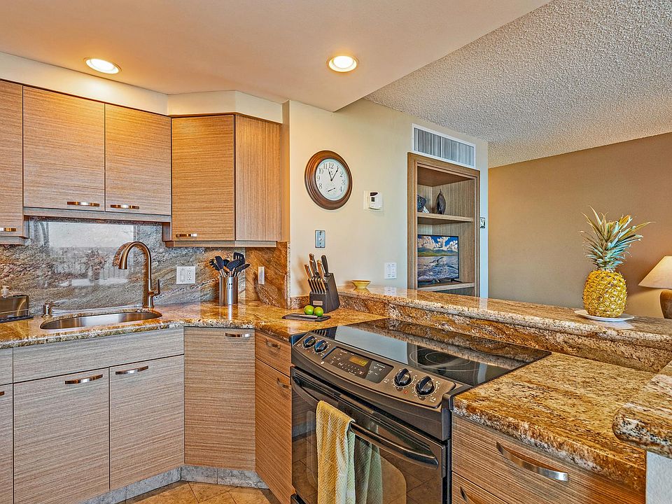 Full Size Kitchen