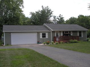 18735 6th Avenue Rd, Three Rivers, MI 49093