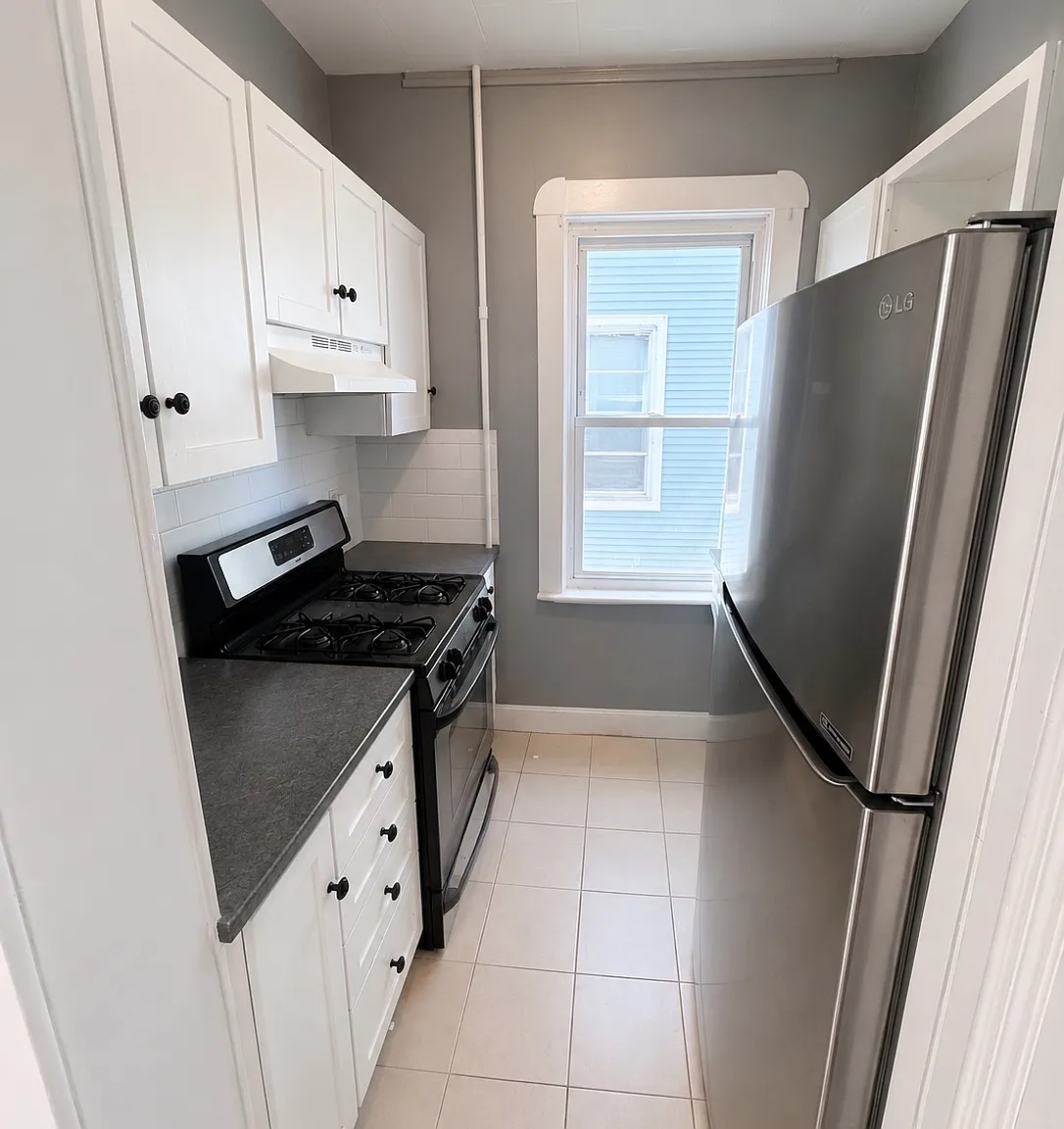 646 Birch St — Photo 2