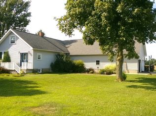 21687 F Rd, Stryker, OH 43557