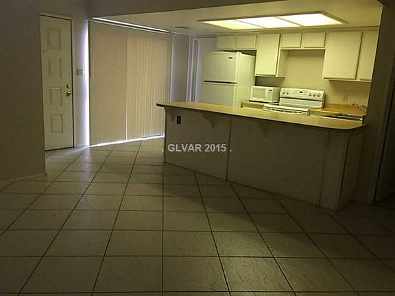 3rd image of 1868 Apricot Ct #B