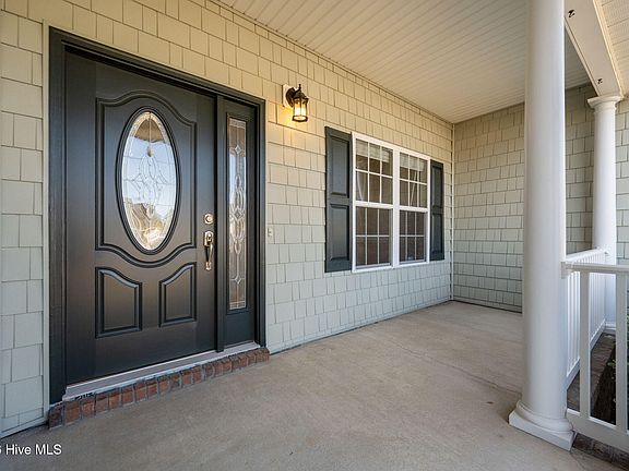 5th image of 229 Wedgefield Circle