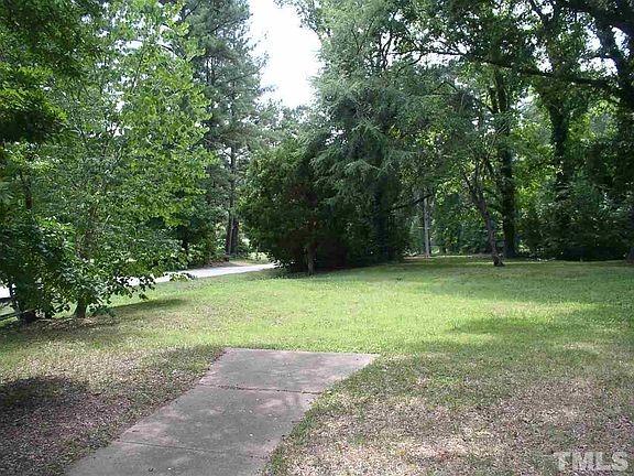 2nd image of 156 Lakeview Dr