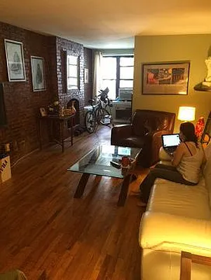 Rented by Eric Goodman Realty Corp | media 21