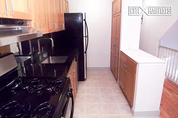 Rented by Citi Habitats | media 30