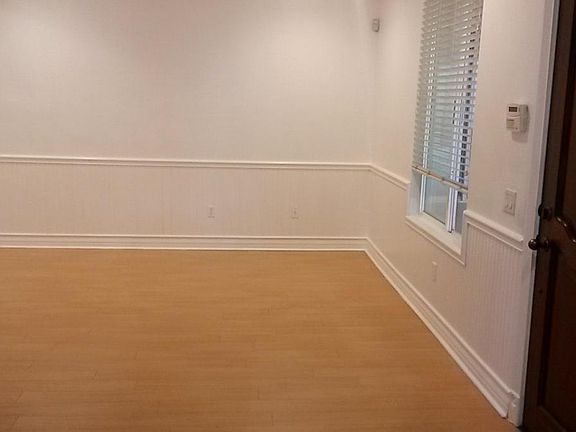 4th image of 109 N 4th St Unit 105