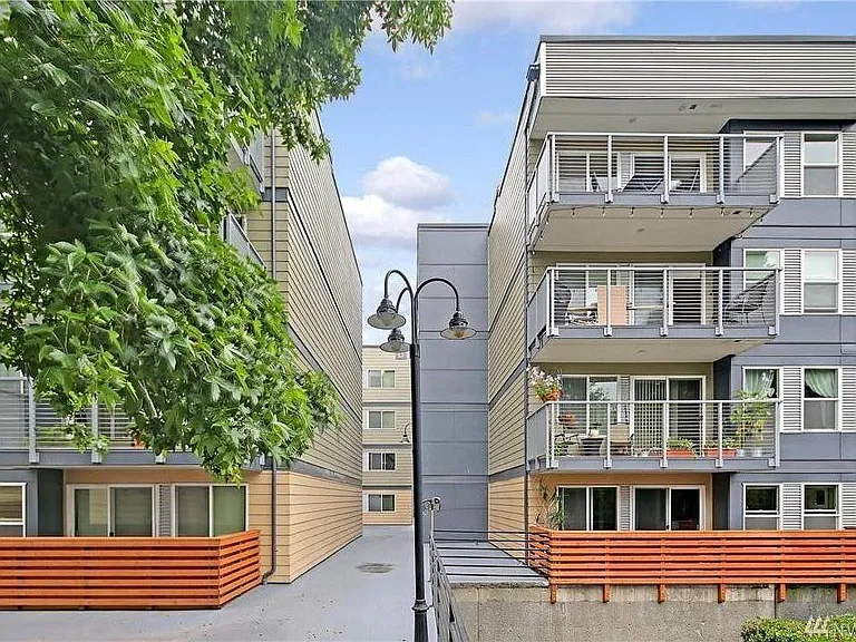 1311 12th Ave S #E203 — Photo 21