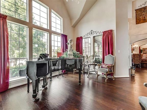 5th image of 1608 Teakwood Dr