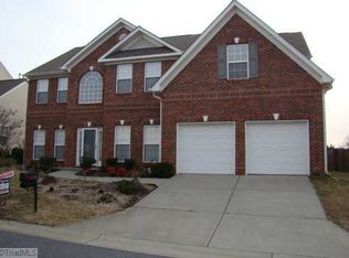 3558 Meadow Glen Dr, Clemmons, NC 27012