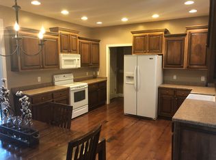 827 Sparrow Ln, Harrodsburg, KY 40330