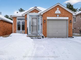 831 Wentworth St, Peterborough, ON K9J8R7