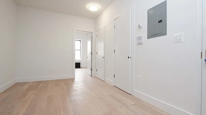 Rented by Nooklyn NYC LLC | media 25