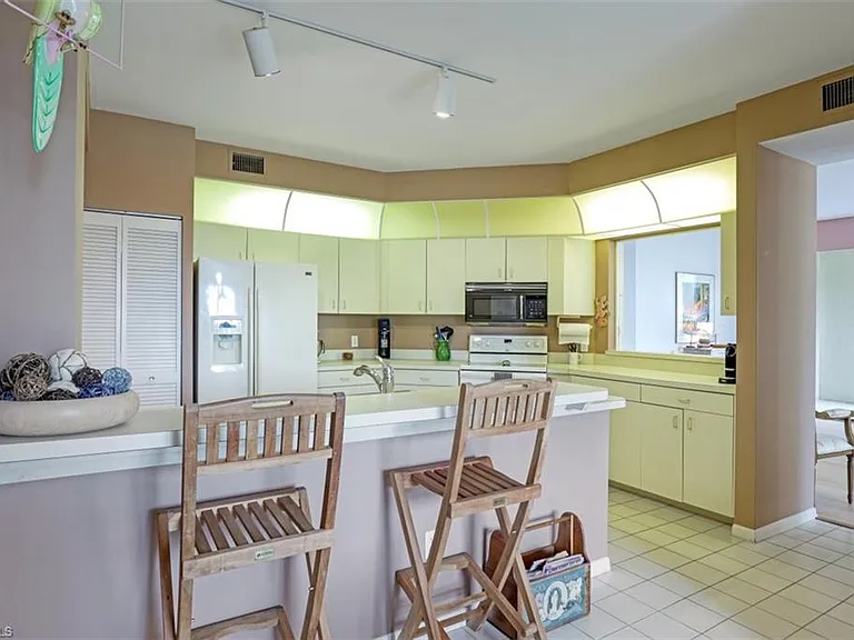 6500 Valen Way #A-305 — Photo 10