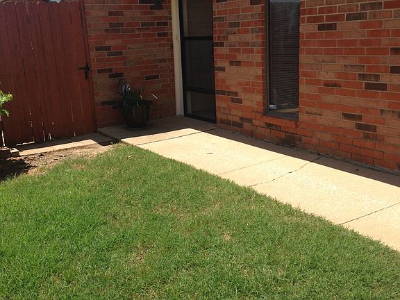 2nd image of 8100 SW 38th St