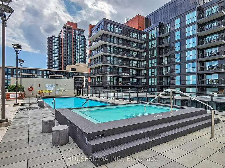 3091 Dufferin St #211 — Photo 36
