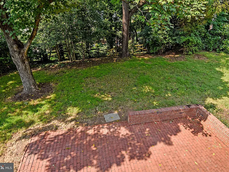 7513 Sebago Rd — Photo 46