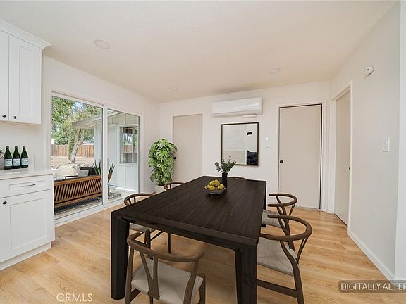 4th image of 9960 Cottonwood Ave