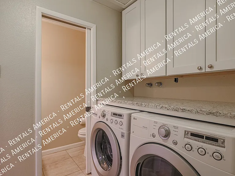 8613 E Clarendon Ave — Photo 12