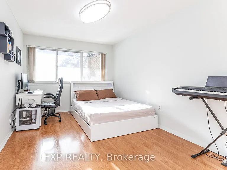 4001 Don Mills Rd #110 — Photo 34