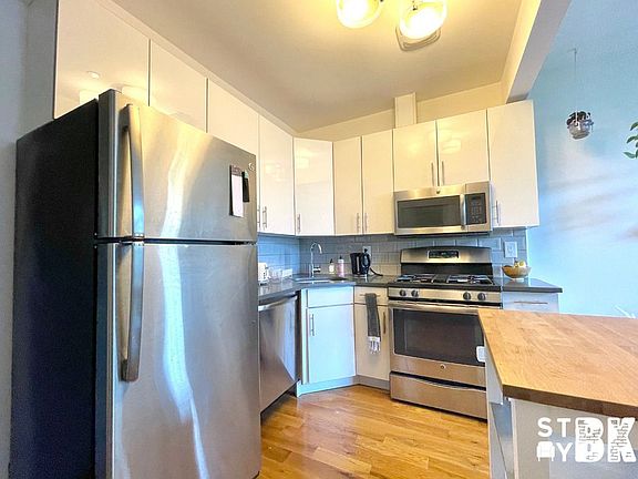 5th image of 739 Lafayette Ave #3R