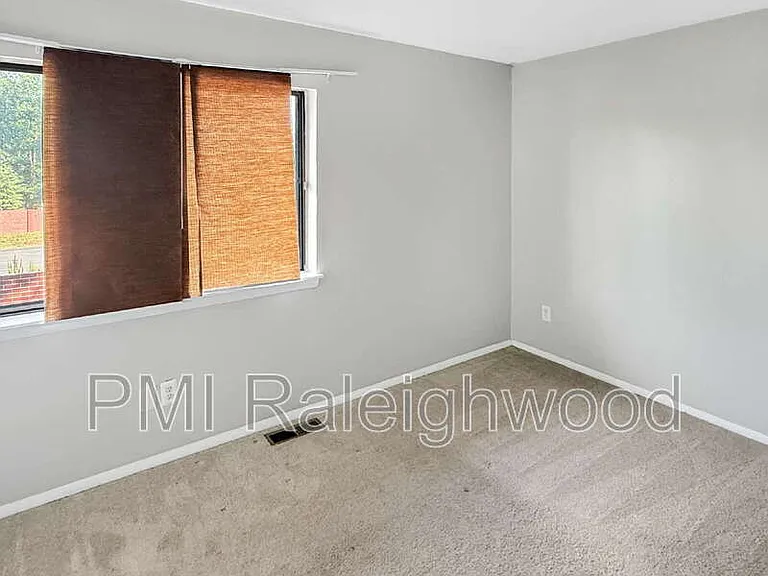 1275 Teakwood Pl — Photo 11