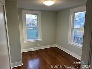 2 bed, 1.0 bath, 2884 sqft, $1,750 — Photo 4