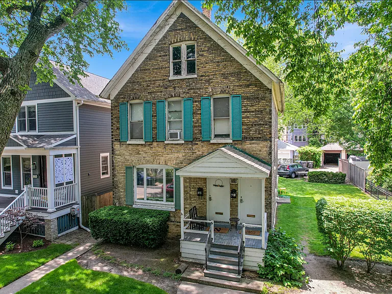 2018 Pratt Ct — Photo 3