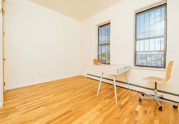 4th image of 20 Morgan Ave #1D
