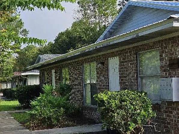5813 NW 23rd Ter APT B, Gainesville, FL 32653