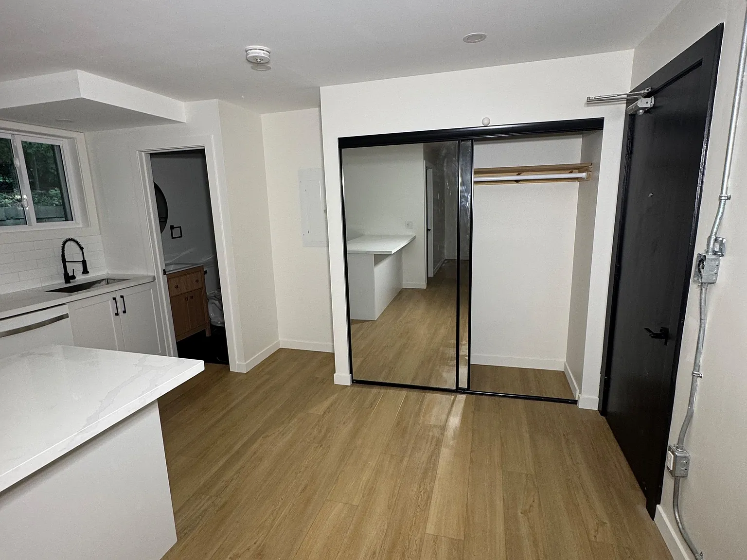1 bed, $1,495 — Photo 4