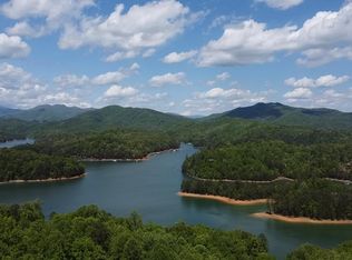 65 Three Red Oak Acorn, Bryson City, NC 28713