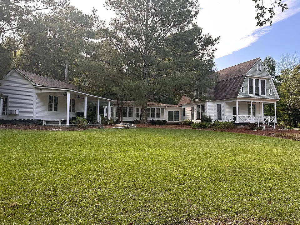418 New Rosedale Rd NE