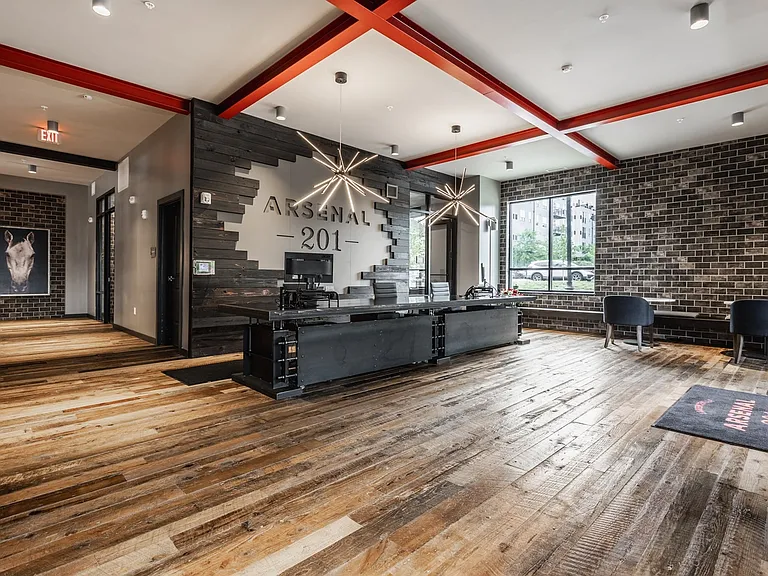 Arsenal 201 Front Desk