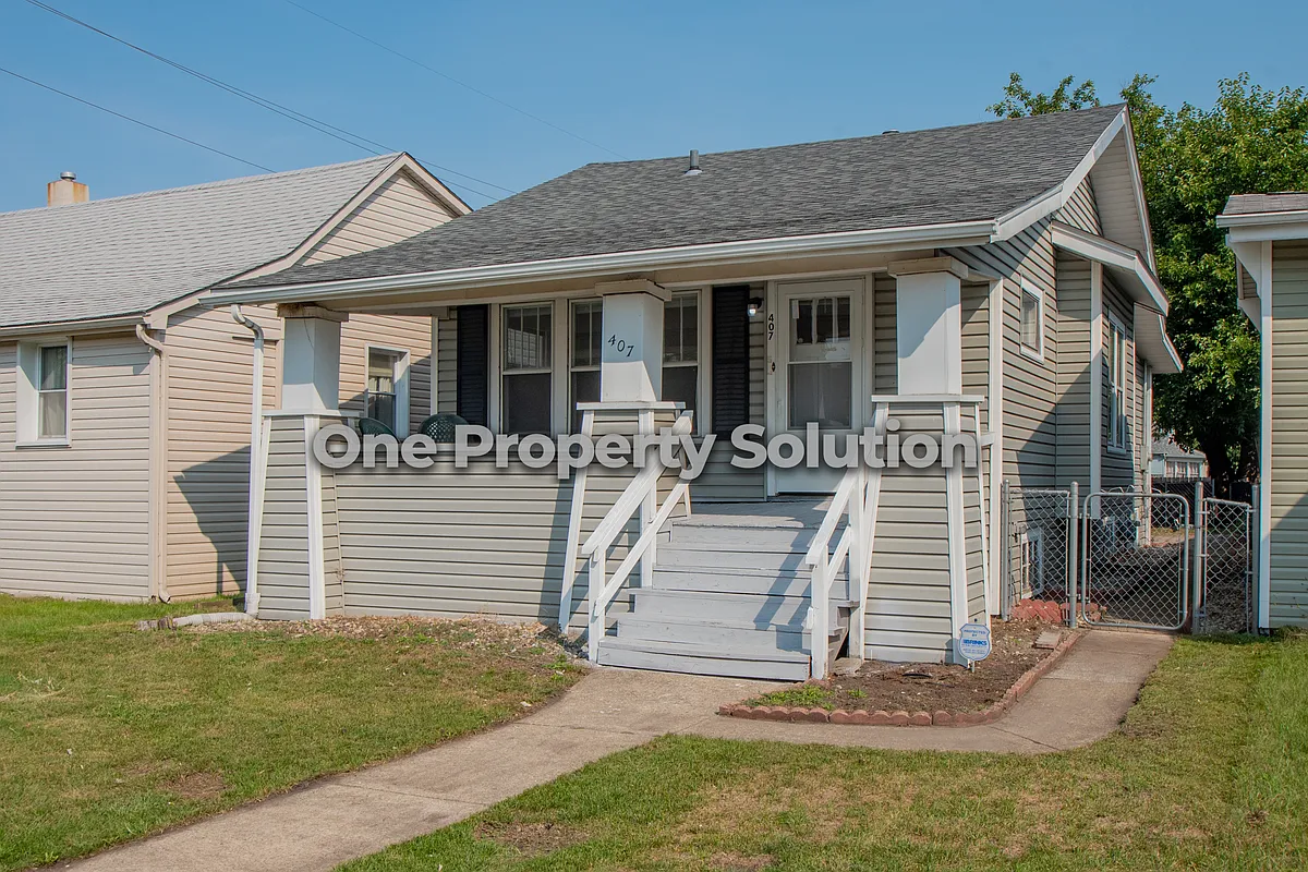 Building Photo - 407 Kenwood St
