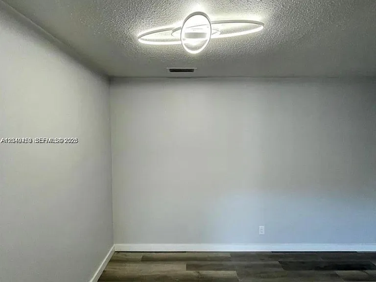 1431 S 14th Ave #208 — Photo 5