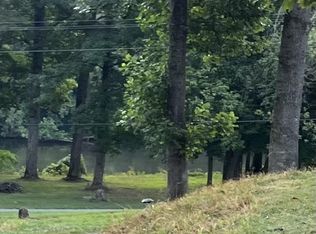 647 Riggs Chapel Rd, Harriman, TN 37748