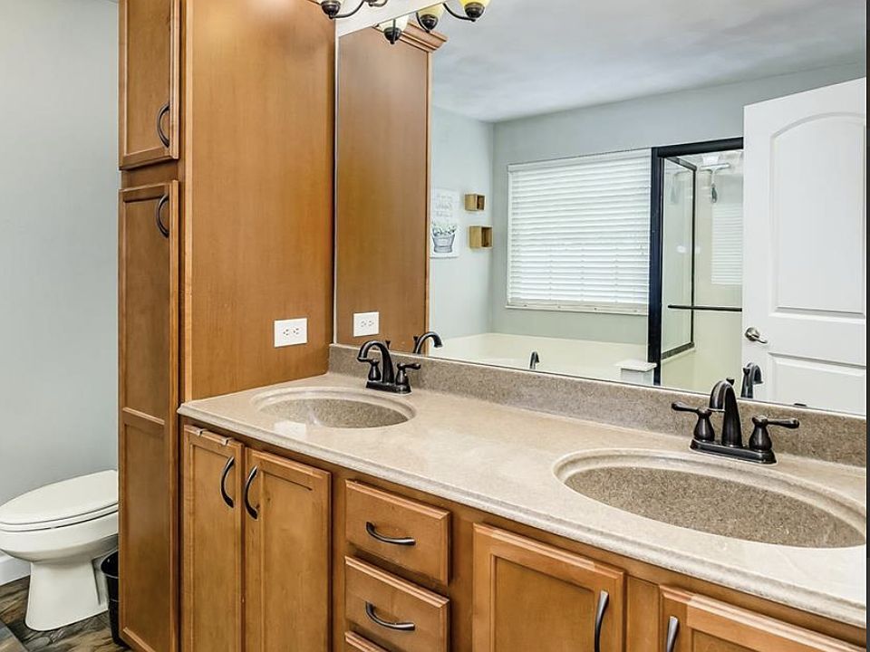 2nd image of 1401 Winchester Grove Ct