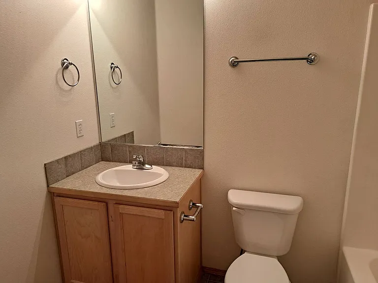 20591 Conifer Ave — Photo 13