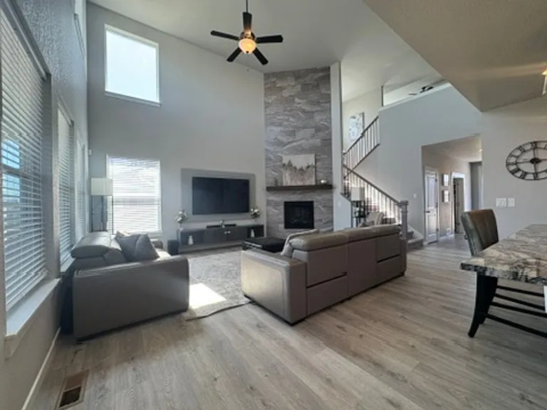 7983 Pennydale Dr — Photo 8