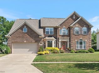 10494 Ruggiero Dr, Strongsville, OH 44136