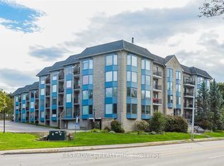 85 Wellington St W #104, Aurora, ON L4G2P2